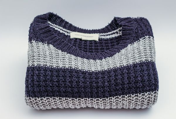 Moda na ciepło. Jak stylizować wełniane swetry?